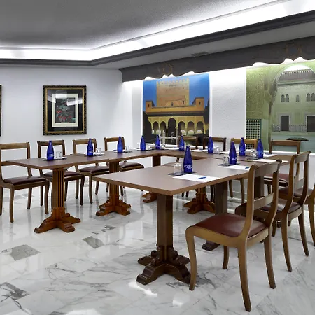 Boutique Hotel Luna Triunfo Granada Ξενοδοχείο 4*