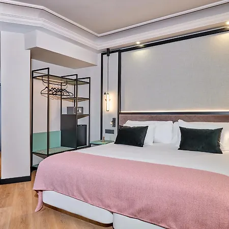 Boutique Luna Triunfo 4* 格拉纳达