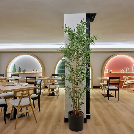 Boutique Luna Triunfo 格拉纳达