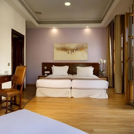 Hotel Exe Triunfo 4*