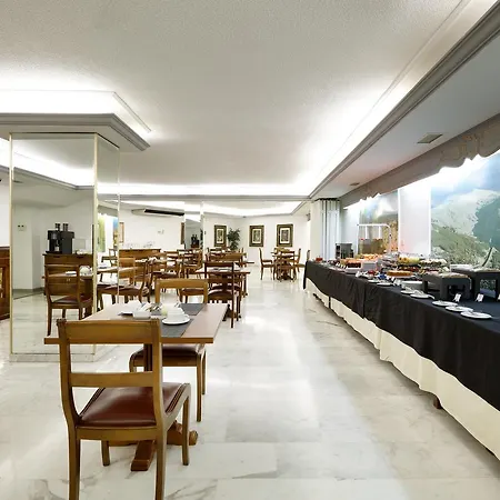 Exe Triunfo Hotel Granada
