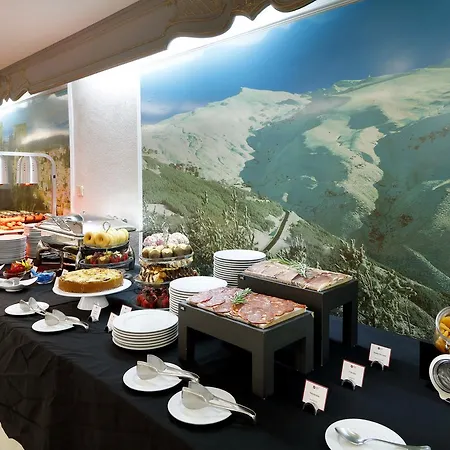 Exe Triunfo Hotel 4*