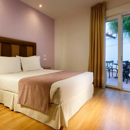 Exe Triunfo Hotel