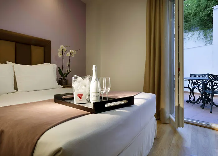 Boutique Luna Triunfo 4* Granada