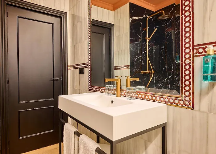 Boutique Luna Triunfo Granada