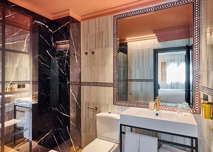 Boutique Luna Triunfo 4*