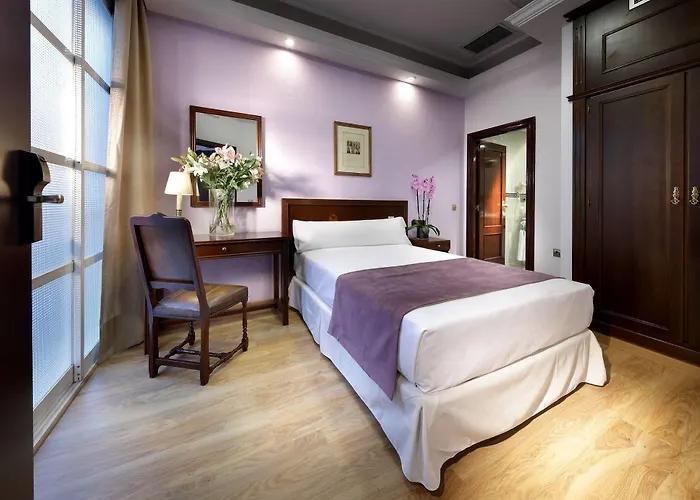 Boutique Luna Triunfo 4* Granada